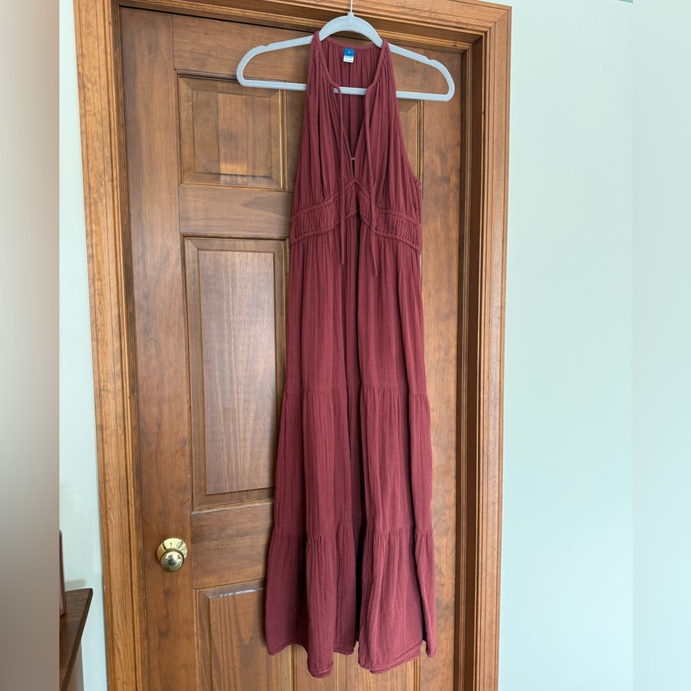Sleeveless Burgundy Maxi Dress